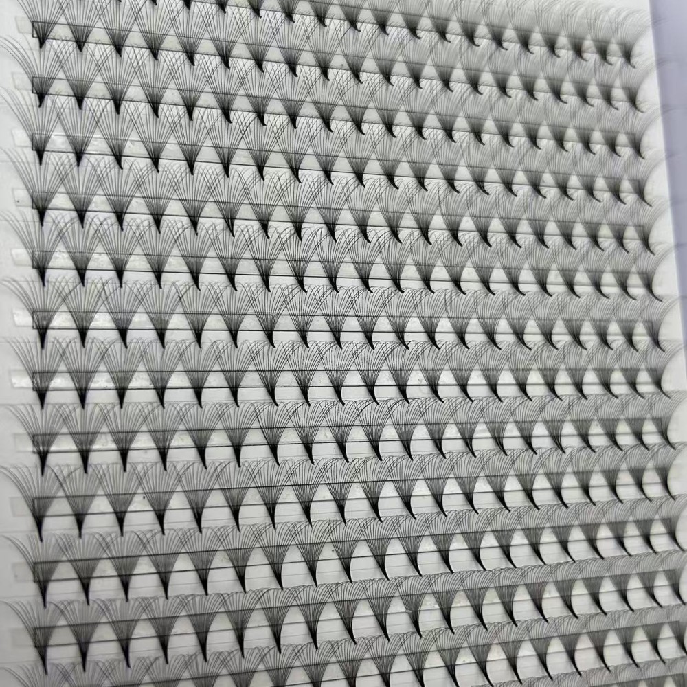 16 Lines Premade Fans Long Stem Eyelash Extensions | Professional Lash Supplies